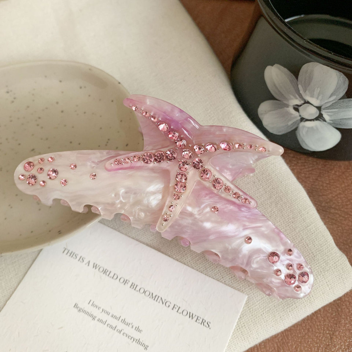 Rhinestone Starfish Claw Clip - Pastel Hair Accessories  display picture 2