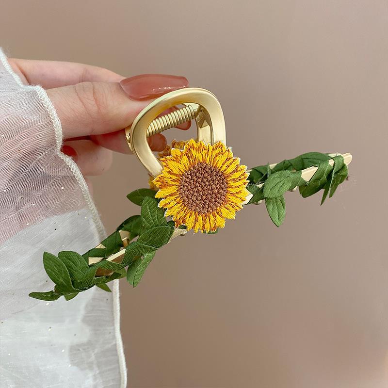 Blooming Garden Claw Clip