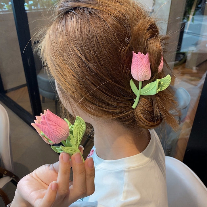Hair Claw Clips Stylish & Functional Hair Clips for Every Hair Type