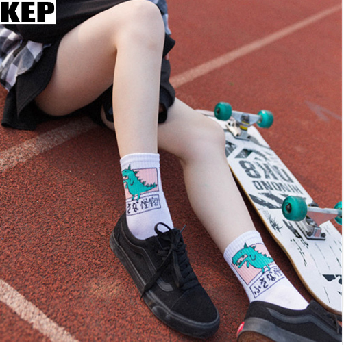 Mulher Meias Korea Ulzzang Hong Kong Wind Harajuku Skate Pequeno Animal Meias Fofas Calcetina Vestuário Vestidos