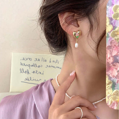 Tulip Heart Pearl Earrings - Tristar Boutique