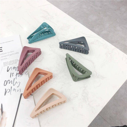 Triangle Claw Hair Clip - Triangle Claw Hair Clip - hair accessories, hair claw clip, hair clip - Tristar Boutique